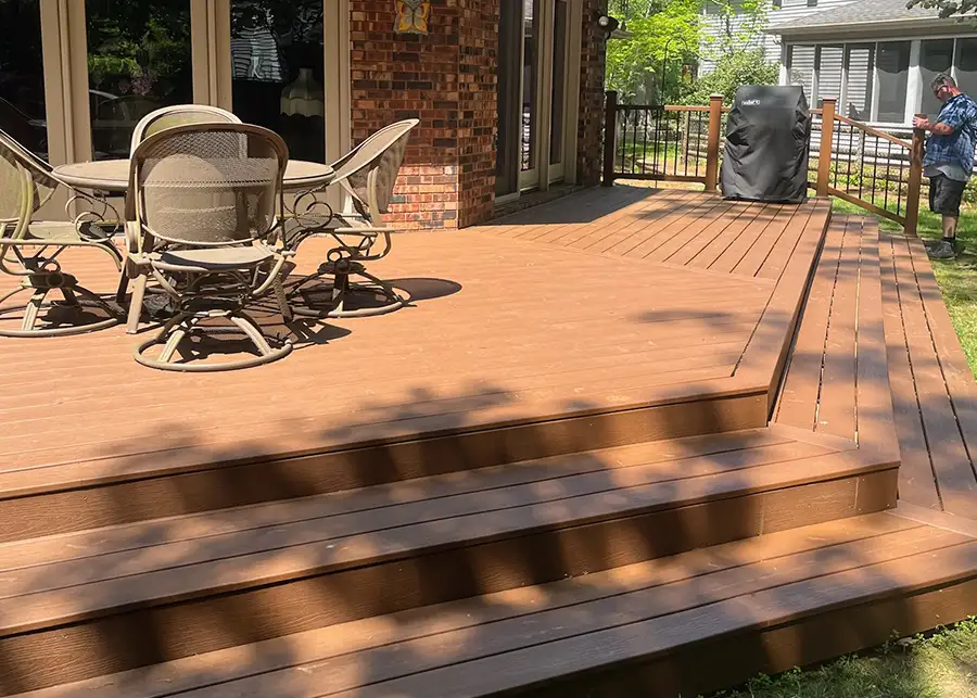 Reliable fence & decks - deck installation & repair services in Decatur IL