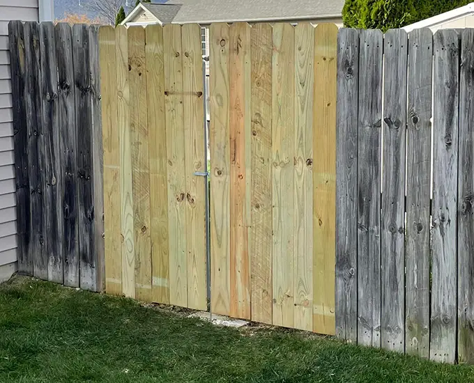 fence repairs Peoria IL