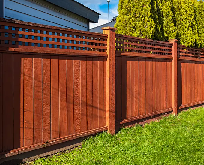 Springfield IL fence staining services